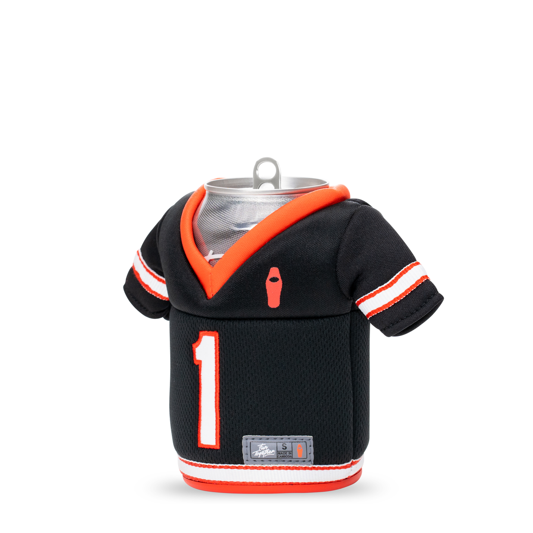 The Gridiron - Puffin Drinkwear drink sleeves #color_black-risky-red