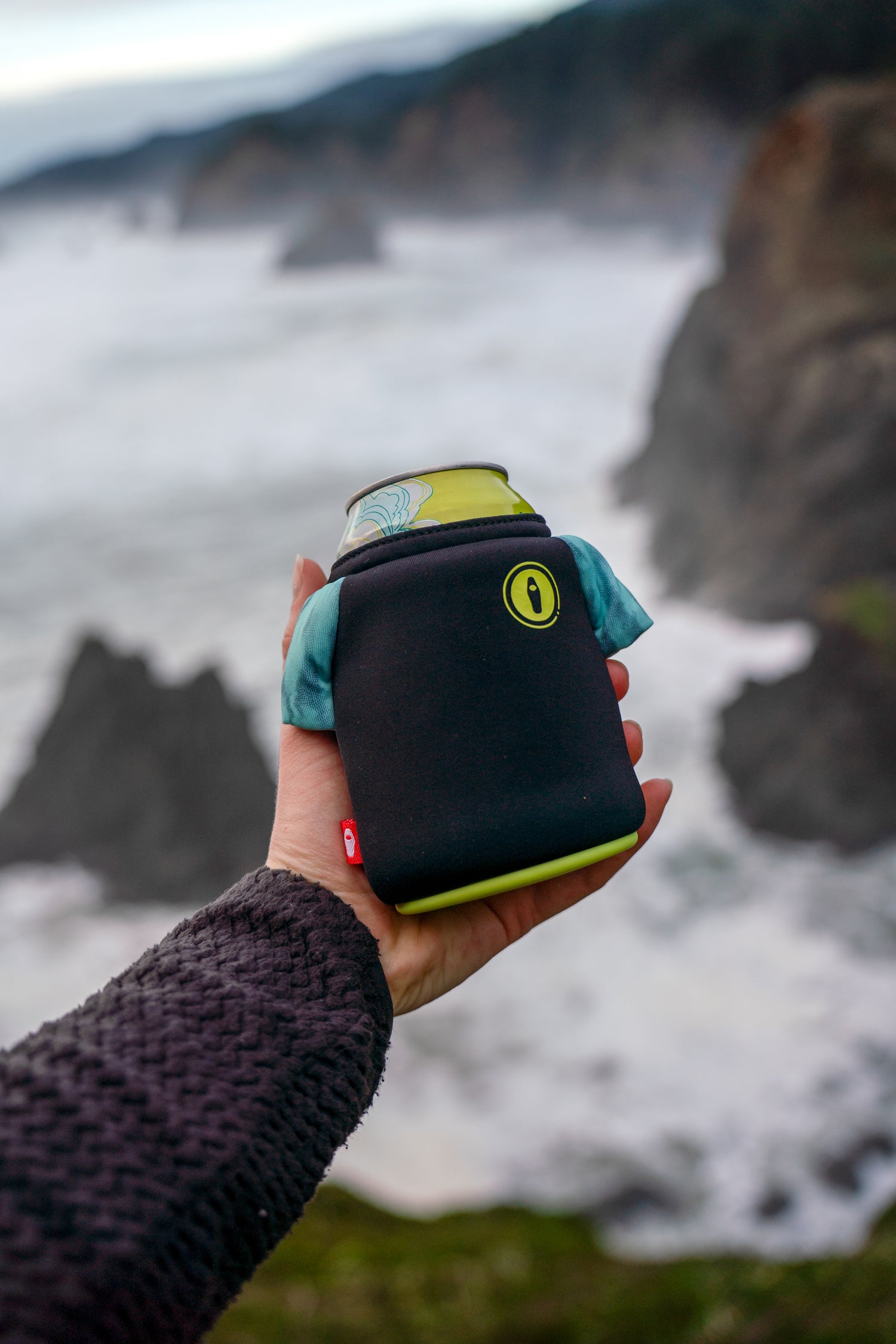 At the baeach with waves The Kook - Puffin Drinkwear drink sleeves